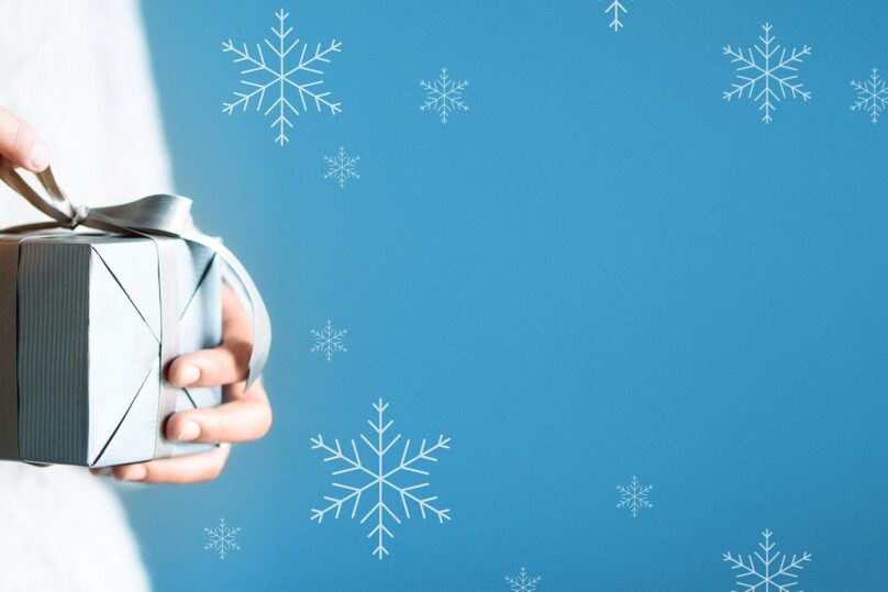 Uniklinikan verkkokaupasta voit tilata lahjakortit jouluksi.