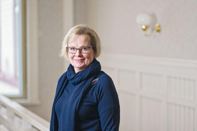 Psykoterapeutti Päivi Poutiainen, Hyttisen yhtiökumppani, antaa kolme tekijää, joilla nuorten miesten hätää voidaan ehkäistä.