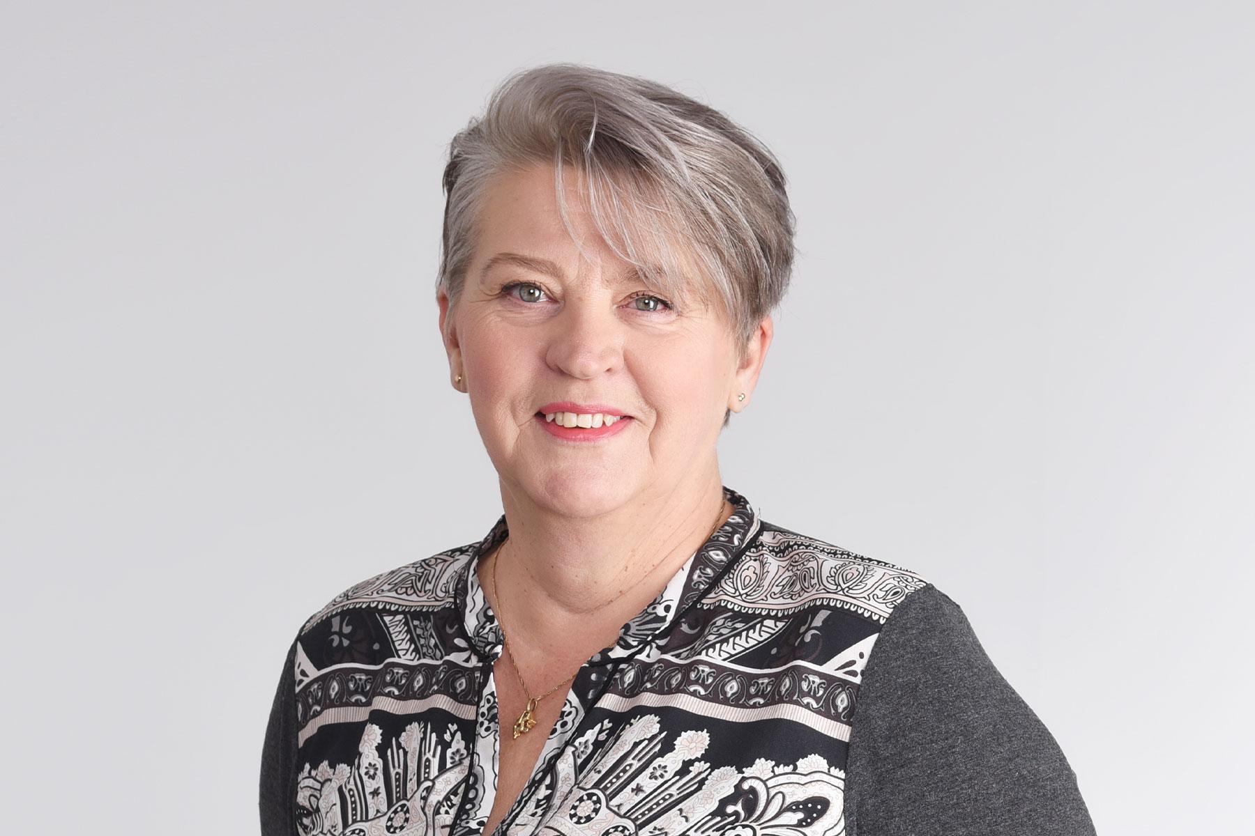 Anna-Liisa Hurskainen, Coronaria.