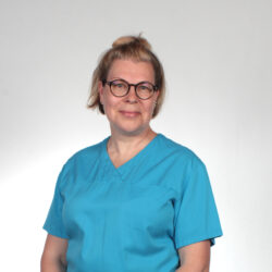 Riikka Puustinen Erikoishammaslääkäri, oikomishoito