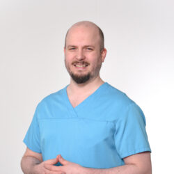 Tuomas Torvinen Erikoishammaslääkäri, Suu- ja leukakirurgia