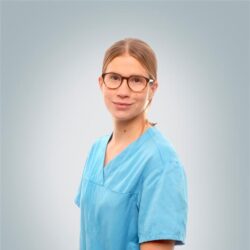 Mia-Maria Määttä Hammaslääkäri