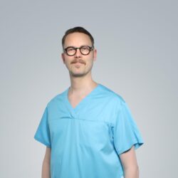 Antti Pakkanen Erikoislääkäri, Suu- ja leukakirurgia