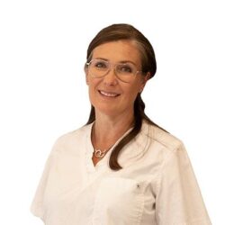 Katriina Väätäjä Hammaslääkäri