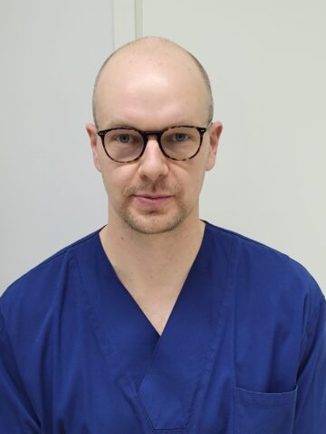 Jaakko Paunonen Erikoishammaslääkäri, Suu- ja leukakirurgia