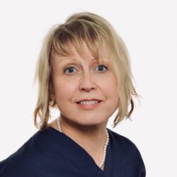 Anna-Leena Fagerroos Hammaslääkäri