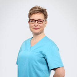Rinna Kervinen Hammashoitaja, palveluesihenkilö