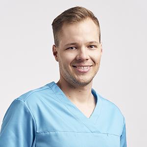 Coronaria Hammasklinikan hammaslääkäri Olli Jaatinen.